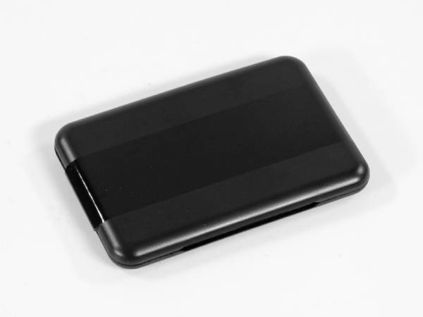 Schwarzer USB-Adapter mit schlankem Design, ideal für individuelle Logo-Drucke und praktische Anwendungen.