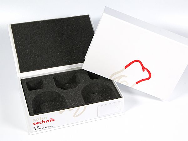 Dentalbox mit mehr Platz - eine Verpackung für Zahnarztlabor